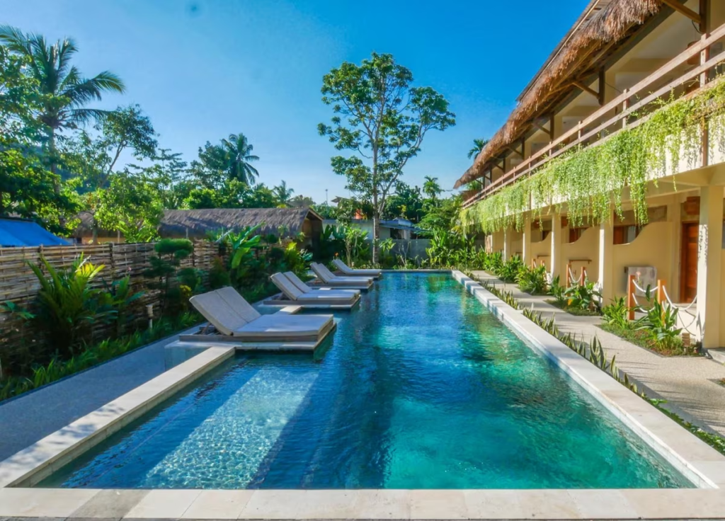 Mango Lodge swimming pool in Selong Belanak